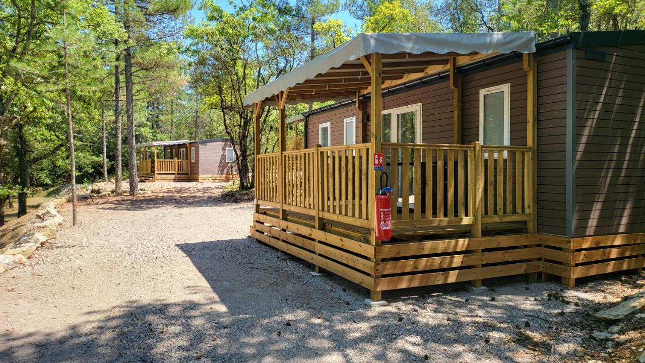 Camping De Graniers Monoblet Exteriör bild