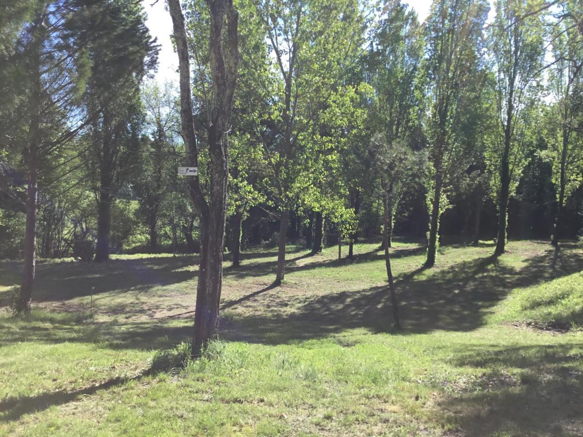 Camping De Graniers Monoblet Exteriör bild