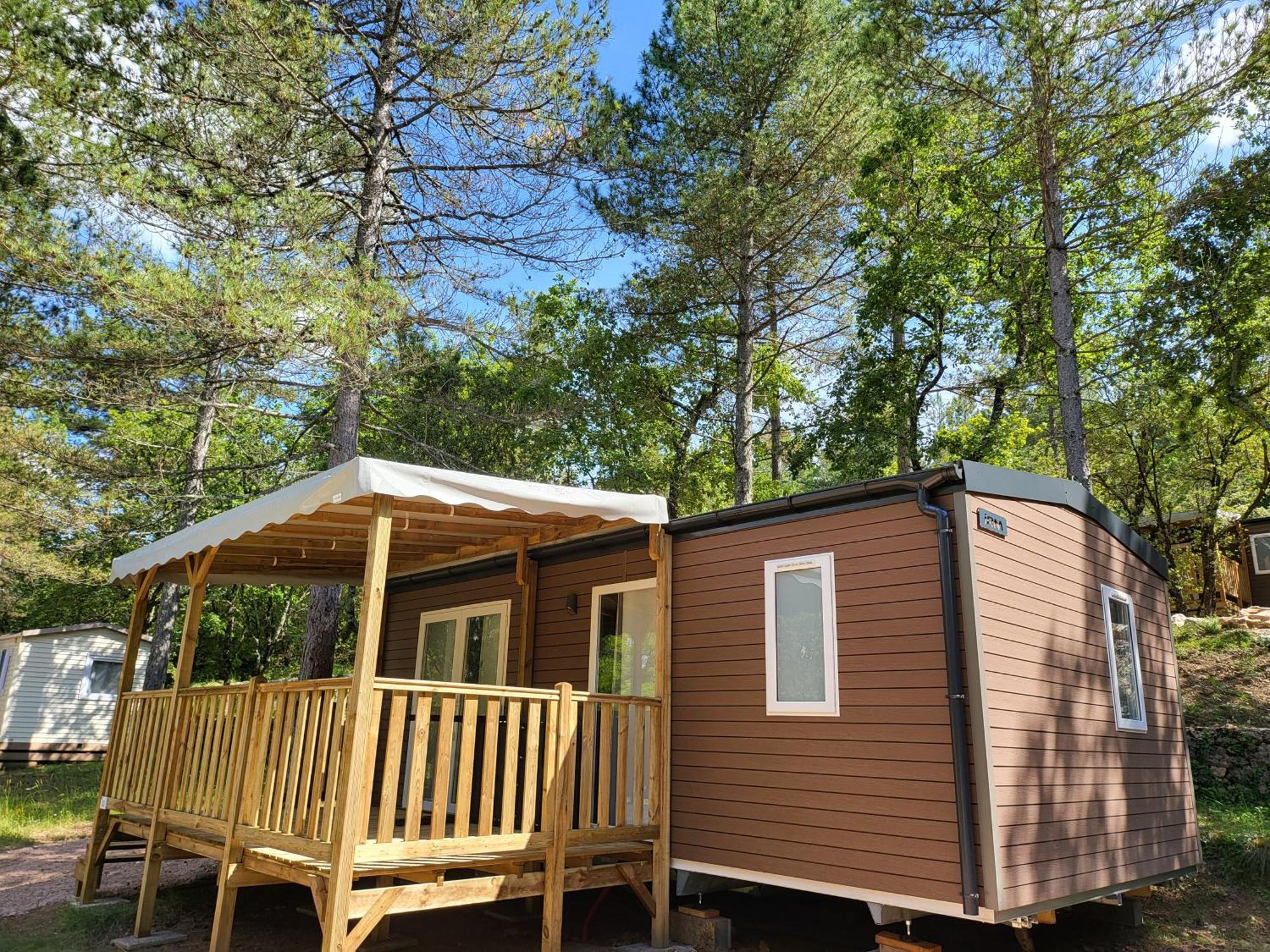 Camping De Graniers Monoblet Exteriör bild